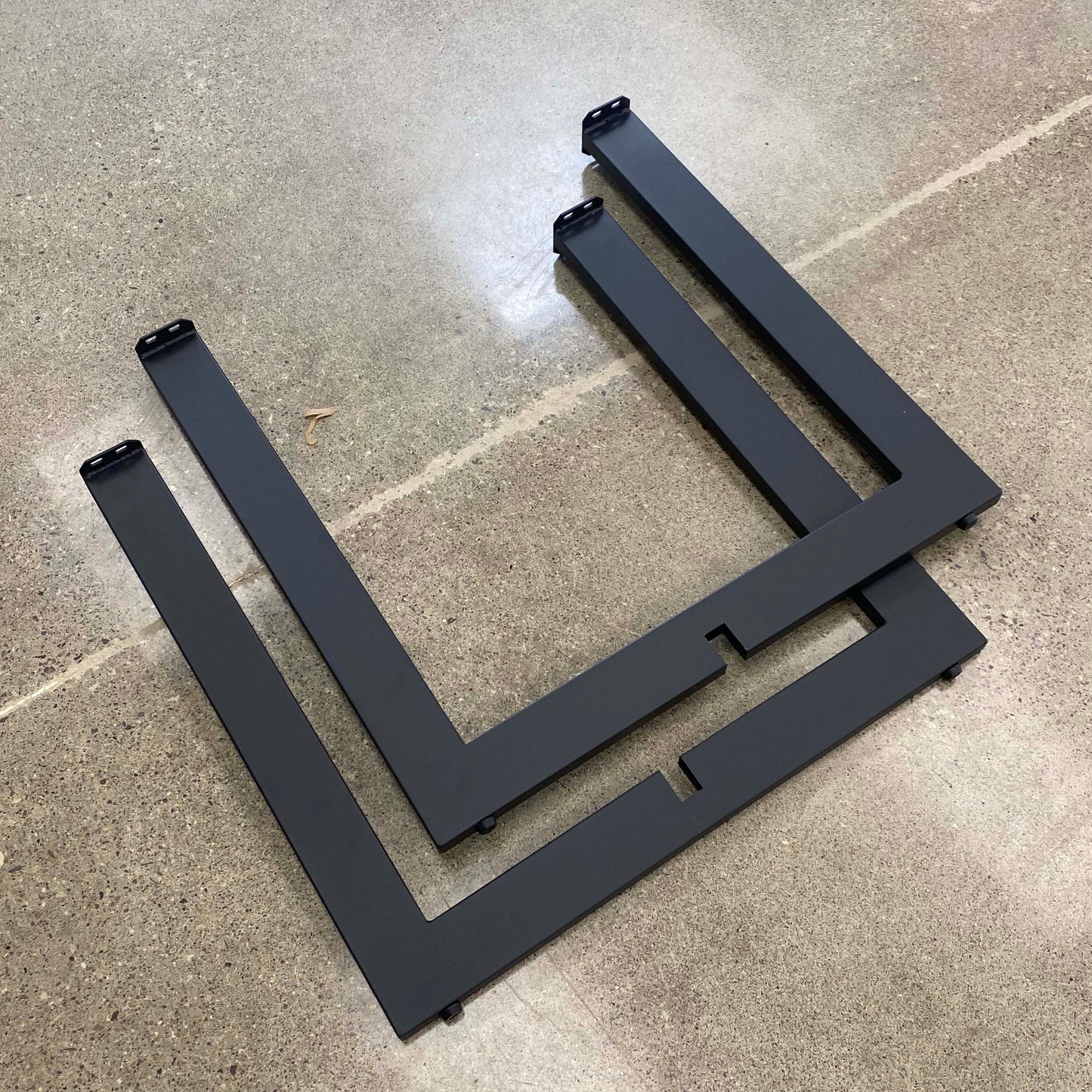 Clearance #9 | Round Dining Table Legs, 1 Set, Metal R Cross Shape #SS1411