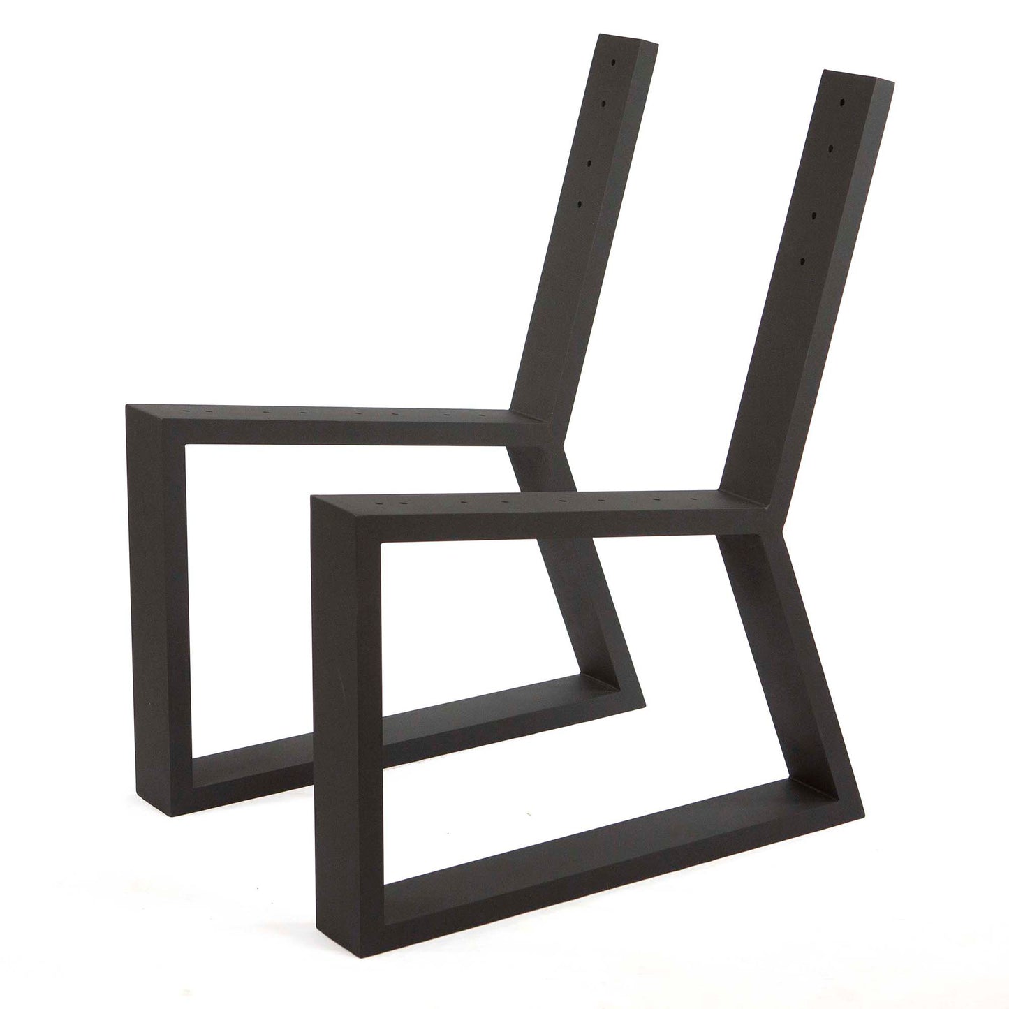 side view of aluminum trapezoid lounge frame showing seat support and base structure