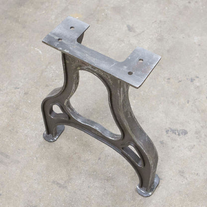 Top mounting plate of CAST11 cast iron table leg with pre-drilled holes for wood tabletop attachment