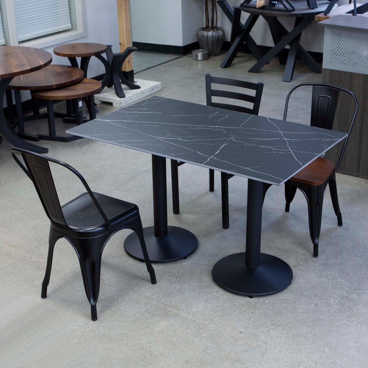 sintered stone restaurant tables and chairs