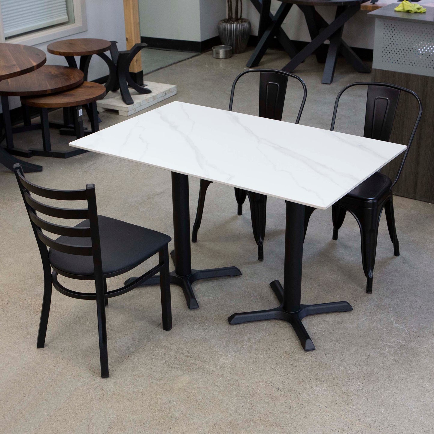 sintered stone restaurant tables and chairs