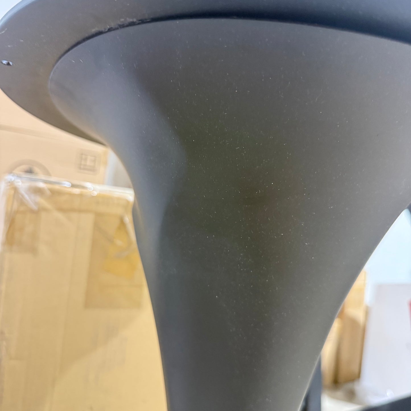 CLEARANCE #6 ｜ Tulip-Shaped Bistro Table Base, #LK2028B